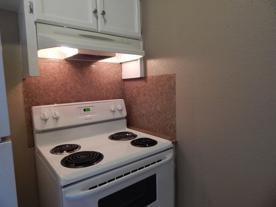 1st image of 945 Quetzal St Unit 4
