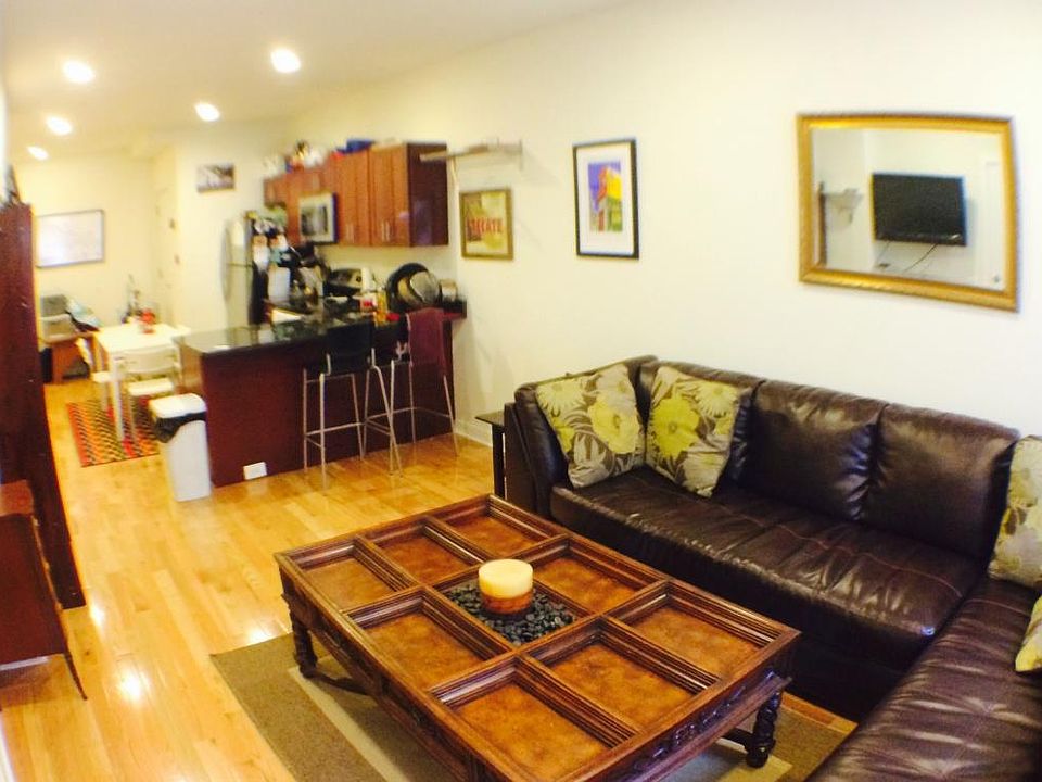 Living room/Kitchen