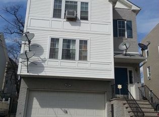 73-75 W Runyon St, Newark, NJ 07108