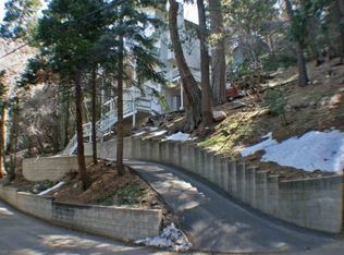 28321 Larchmont Ln, Lake Arrowhead, CA 92352