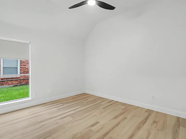 2905 Summer Cape Ct — Photo 22