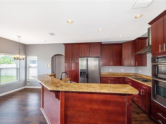 5th image of 10937 Prairie Hawk Dr