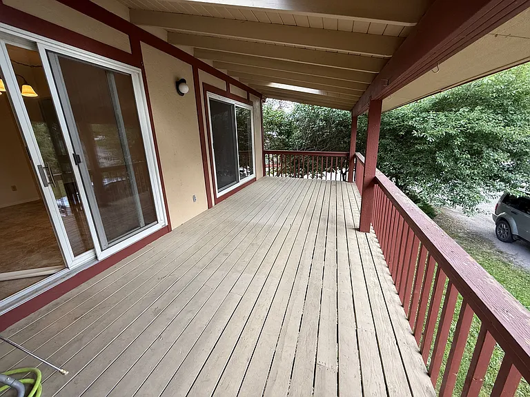 228 S 3rd Ave #1 — Photo 3