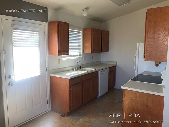 4th image of 5409 Jennifer Ln