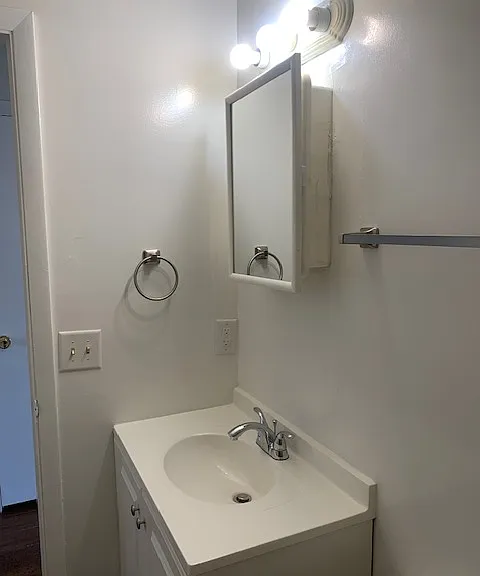 2533 Johnson Dr — Photo 16