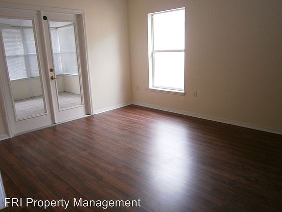 5th image of 4218 Shadow Creek Cir