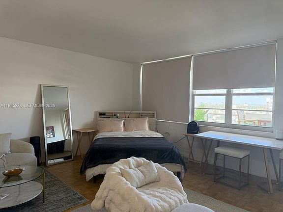 2nd image of 100 Lincoln Rd #1512