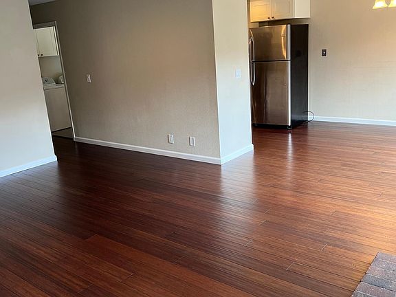 3rd image of 630 Vasona Ave