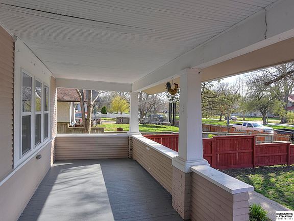 5th image of 6101 Florence Blvd