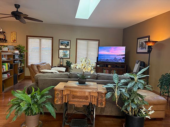 2nd image of 22882 Carriage Dr