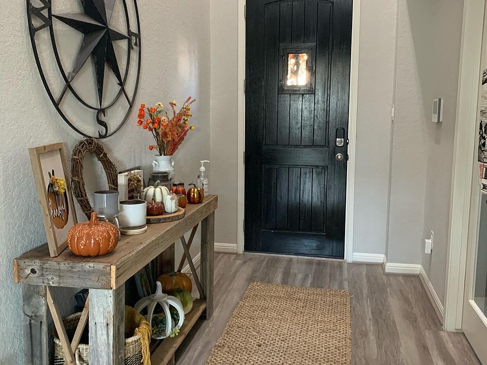 1st image of 2111 Tiptop Ln
