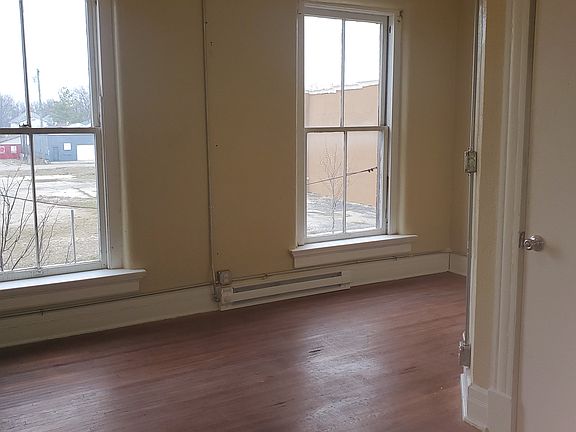 2nd image of 1700 Central Ave
