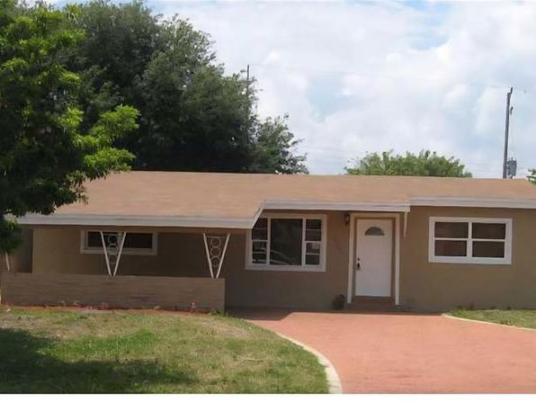 3200 SW 66th Way