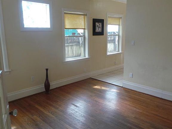 5th image of 437 Macy St