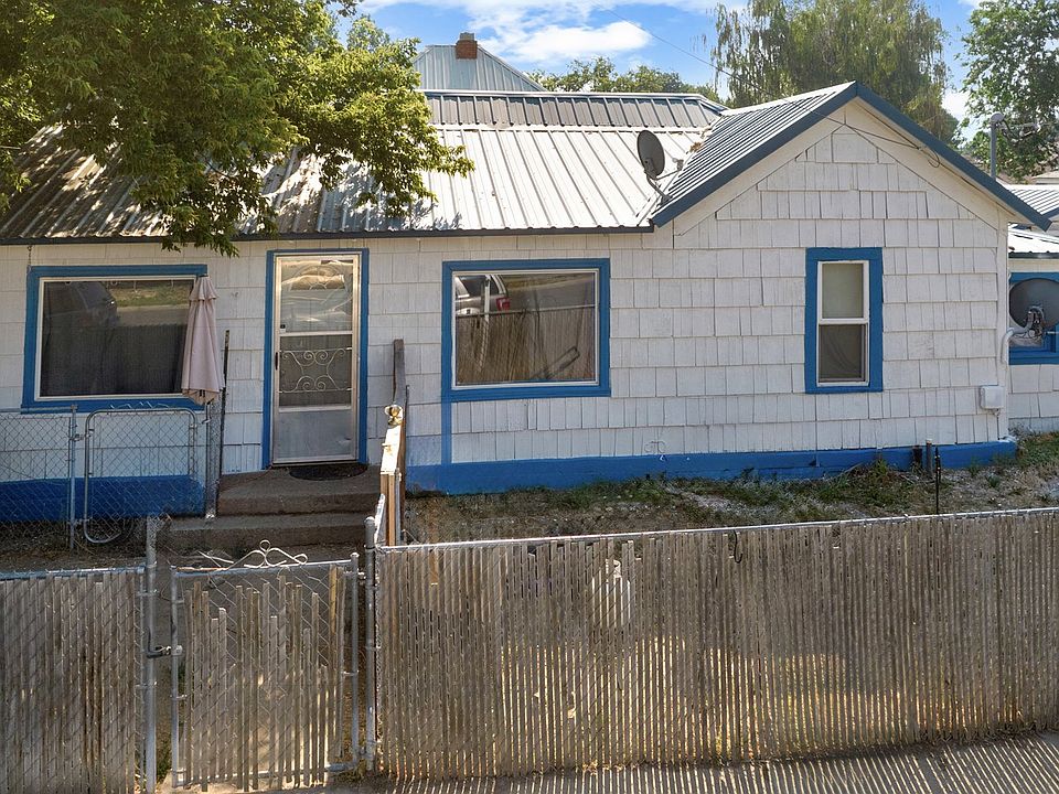 1st image of 2536 5th St