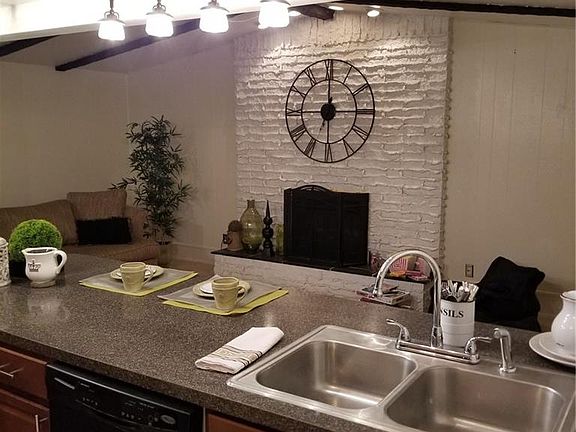 4th image of 7115 Troy Crest Ct