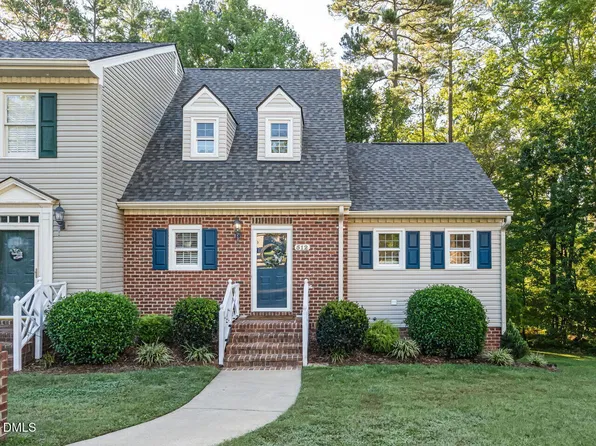 512 Olde Towne Dr, Sanford, NC 27330
