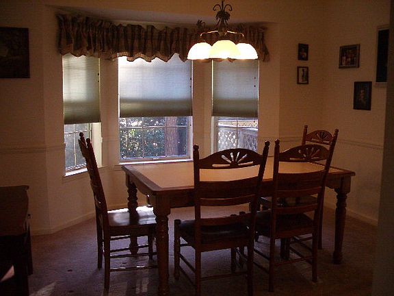 3rd image of 308 Gregory Dr