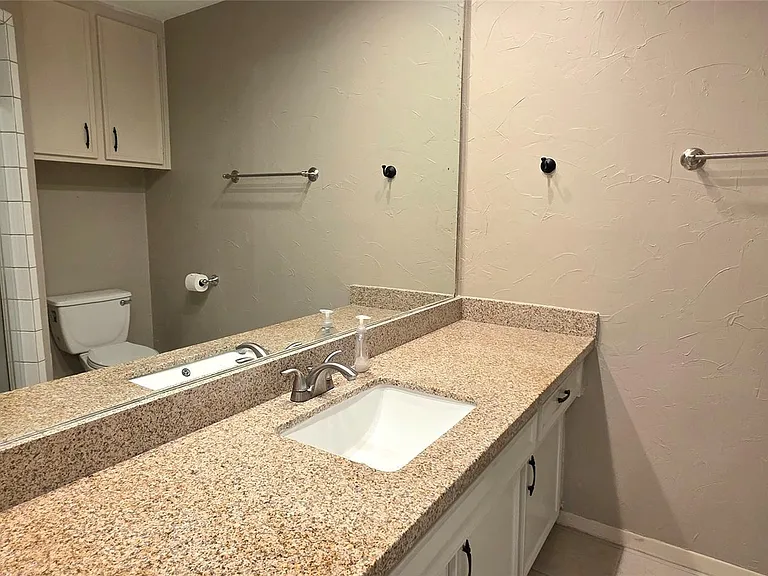 3038 Shawnee Dr — Photo 11