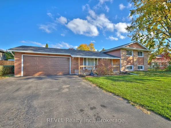42 Emily St, Grimsby, ON L3M 4A2