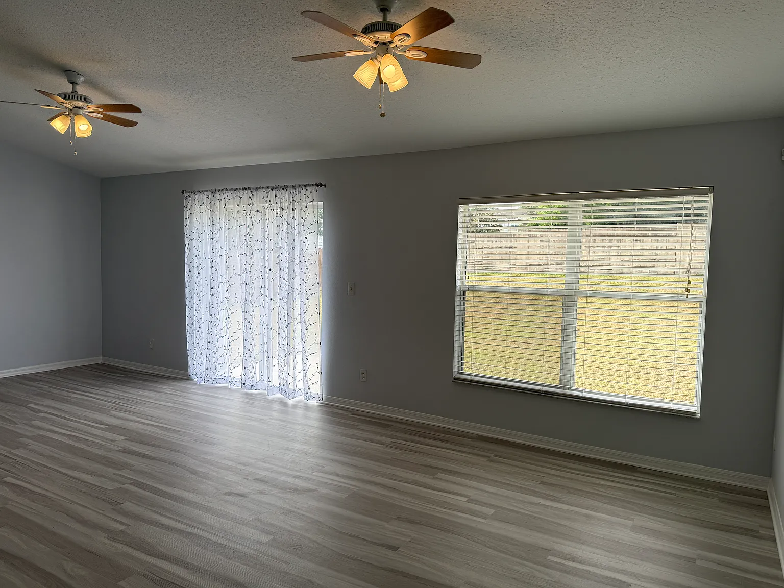 3 bed, 1462 sqft, $2,275 — Photo 3
