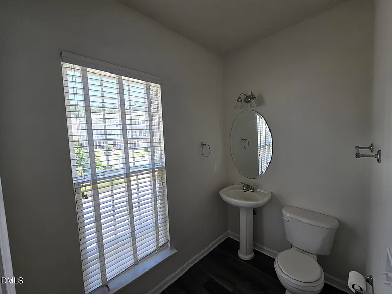 802 Sutter Gate Ln — Photo 18