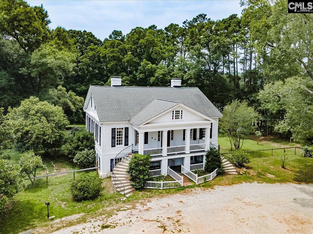 carousel photo #5 (MLS)