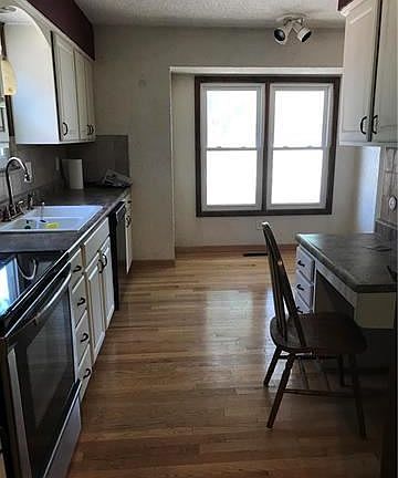 4th image of 9025 E 96th Ter