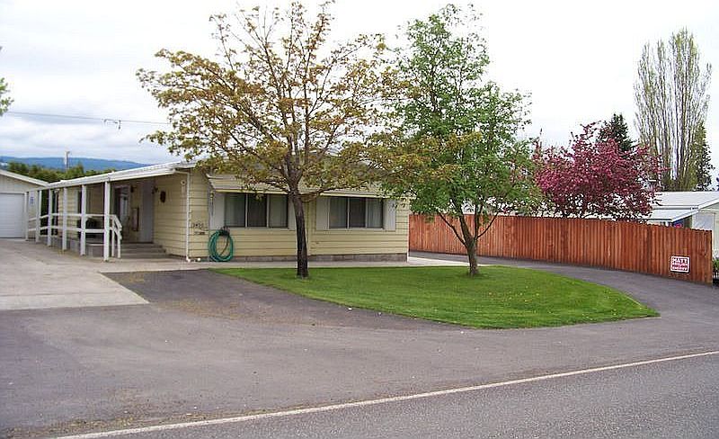 E elevation ___ 3400 AGA