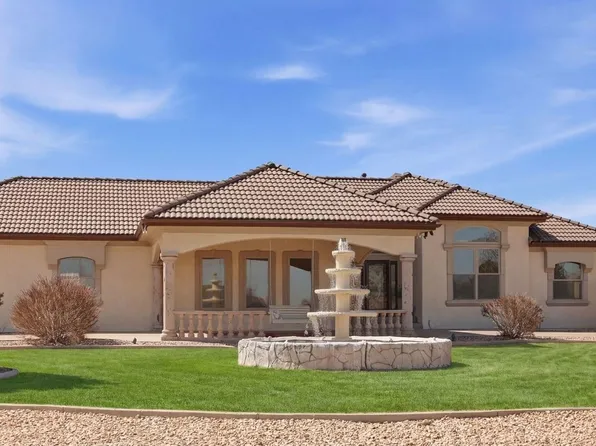 33 Stagecoach Ln, Fort Morgan, CO 80701