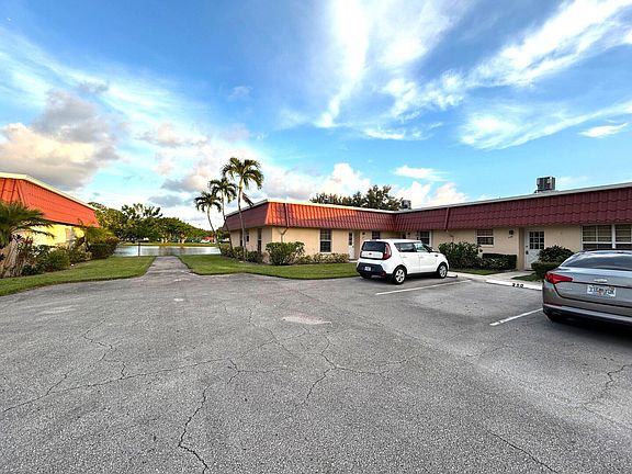 2nd image of 588 Laconia Circle