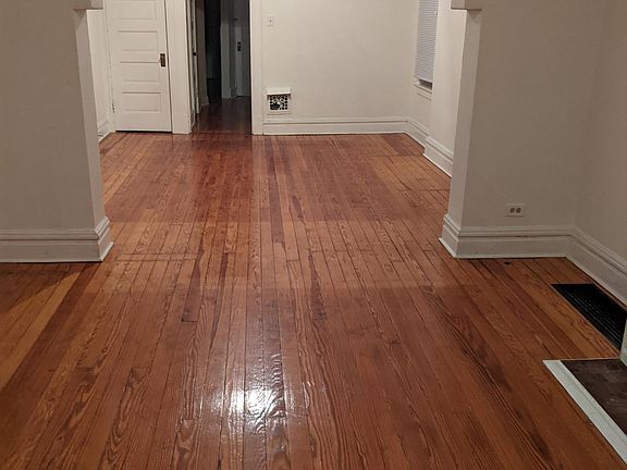 3rd image of 2626 Virginia Ave #1