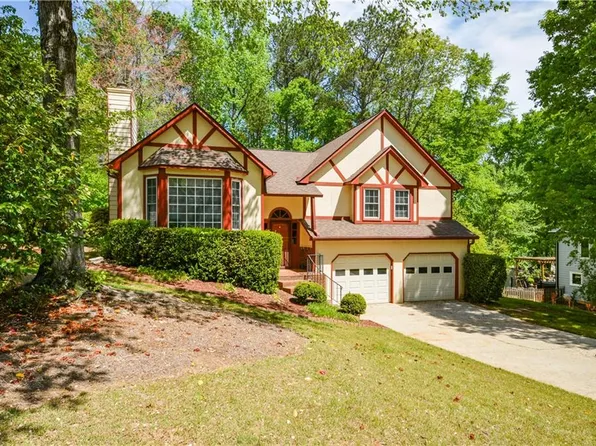2261 Byron Ct SW, Marietta, GA 30064