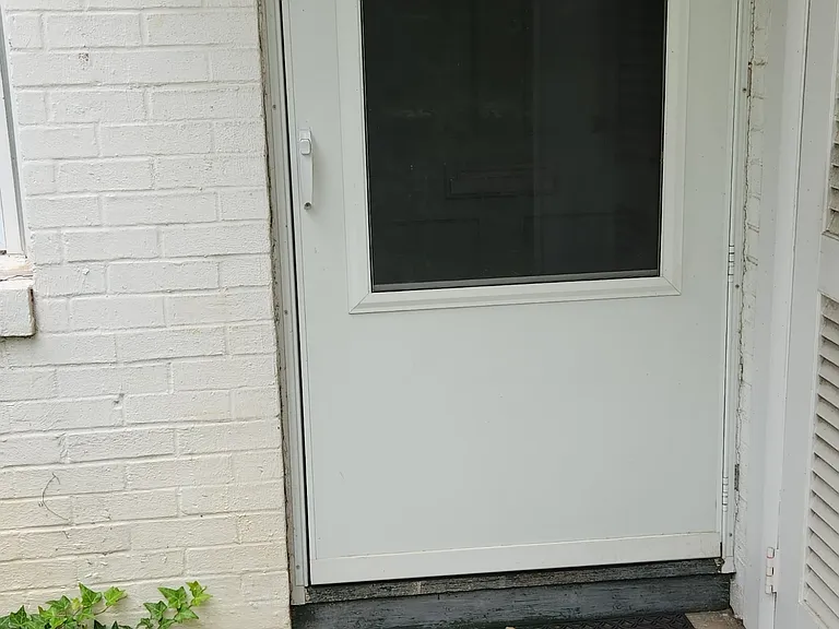 342 Fairmont Ave — Photo 106