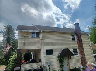 718 Hillsdale Dr NW, Warren, OH 44485
