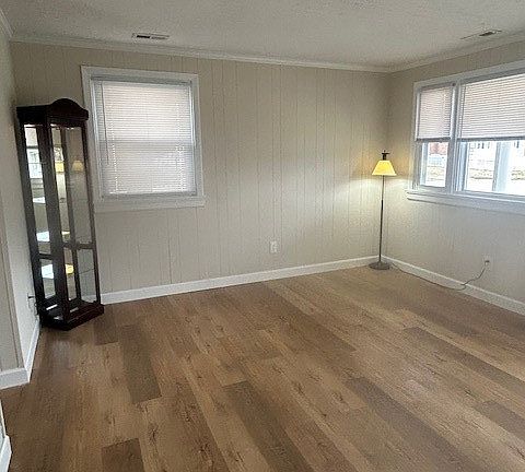 5th image of 607 Hill Ave