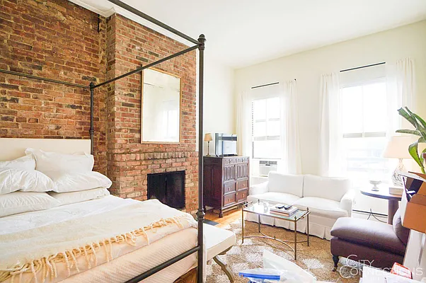 Rented by City Connections Realty | media 5