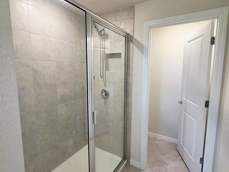 3213 Watercress Dr — Photo 13
