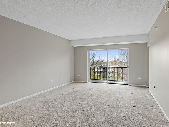 3rd image of 110 N Milwaukee Ave Unit 2-404