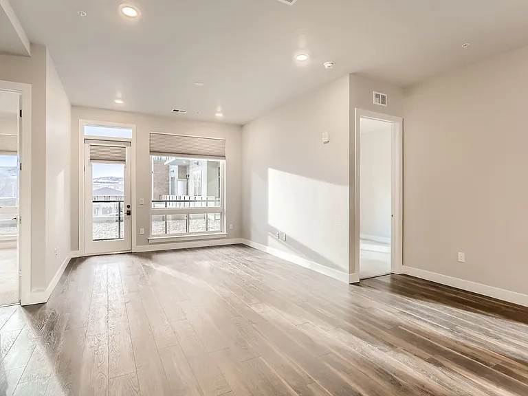 20 Wilcox St #608 — Photo 3