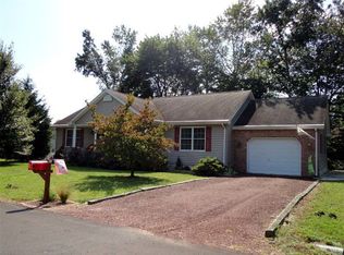 14 N Primrose Ln, Ocean View, DE 19970