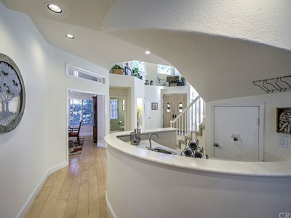 4th image of 24529 Ebelden Ave
