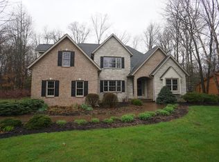 125 Brook Dr, Batesville, IN 47006