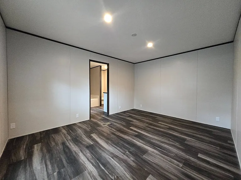 14142 Lorraine Rd #26 — Photo 8