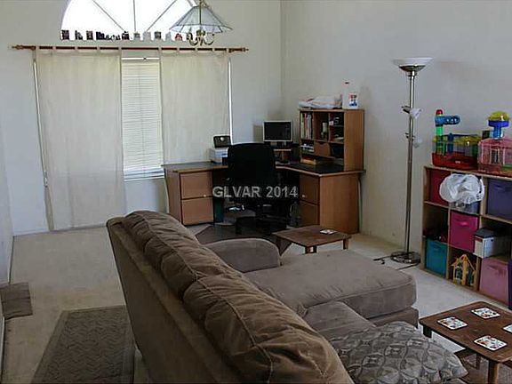 2nd image of 8325 Gresham Dr