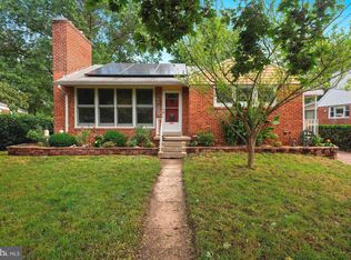 2425 Evans Dr, Silver Spring, MD 20902