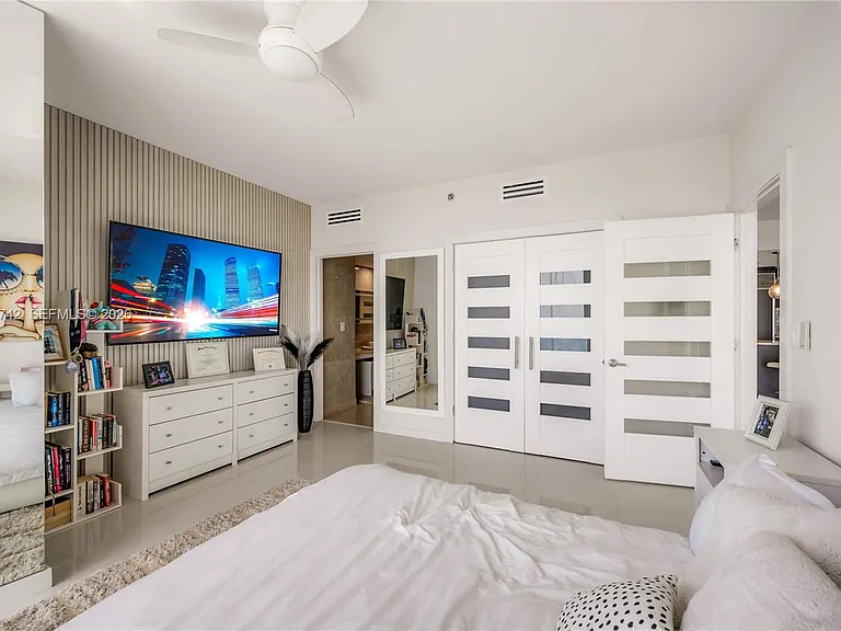 495 Brickell Ave #3702 — Photo 24