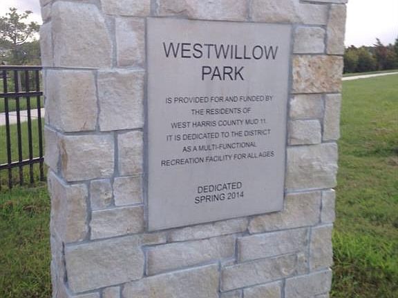3rd image of 8610 Westcove Cir