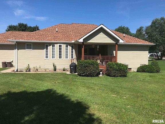 3rd image of 1215 Mockingbird Ln