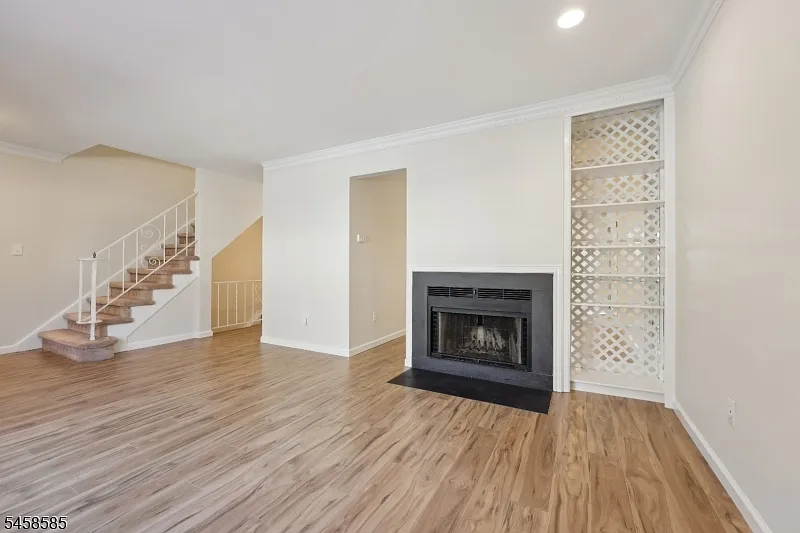2 bed, 2.5 bath, $3,350 — Photo 4